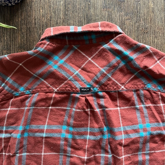Cozzy Flannel - Picture 3 of 3